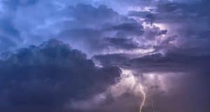Прогноз погоды: дожди и грозы возвращаются на Алтай Прогноз погоды: дожди и грозы возвращаются на Алтай