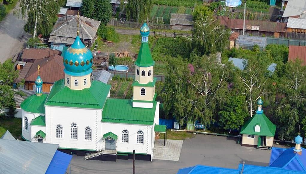 В Горно-Алтайске отметили 30-летие Преображенского храма