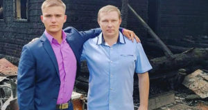 Студент и пчеловод спасли двух человек на пожаре в селе Каракокша
