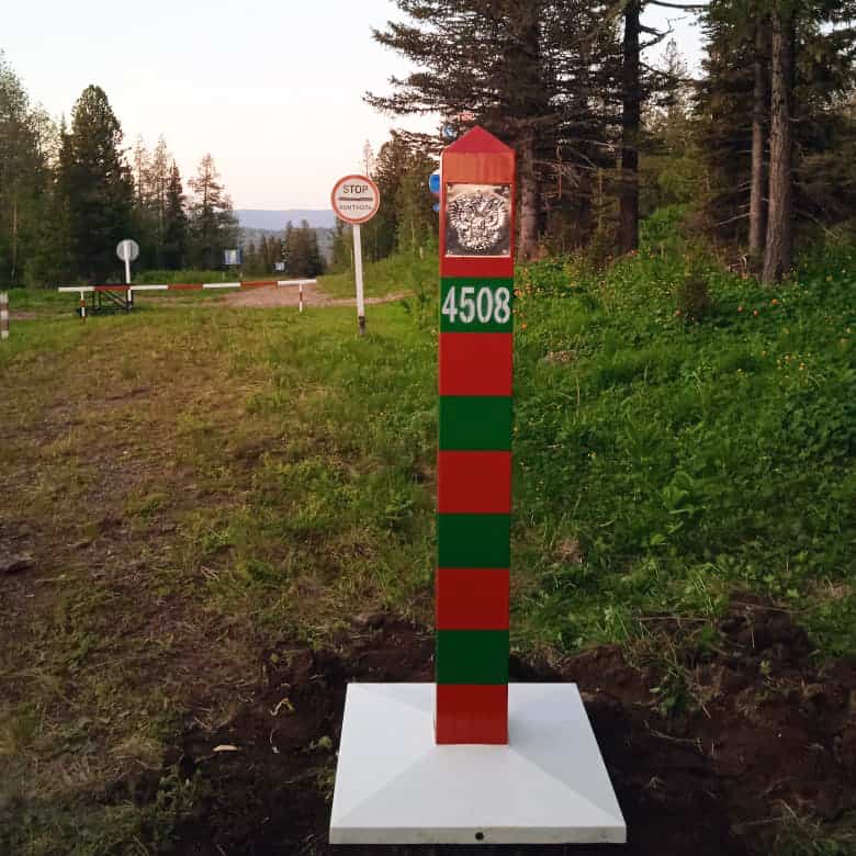 На российско-казахстанской границе установлены пограничные знаки