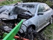 Водитель BMW «потерпел крушение» на детской площадке и сбежал с места ДТП, бросив машину Водитель BMW «потерпел крушение» на детской площадке и сбежал с места ДТП, бросив машину