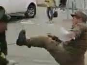 Контрактник из Республики Алтай избил представителей военной полиции в Южно-Сахалинске Контрактник из Республики Алтай избил представителей военной полиции в Южно-Сахалинске