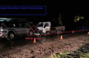 В селе Белый-Ануй нетрезвый молодой человек врезался в припаркованный Land Cruiser В селе Белый-Ануй нетрезвый молодой человек врезался в припаркованный Land Cruiser