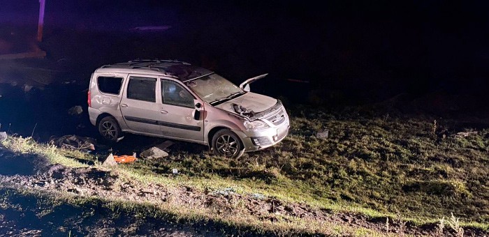 В Усть-Канском районе погиб водитель Lada Largus
