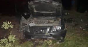 В районе моста у Парка Победы автоледи снесла опору ЛЭП