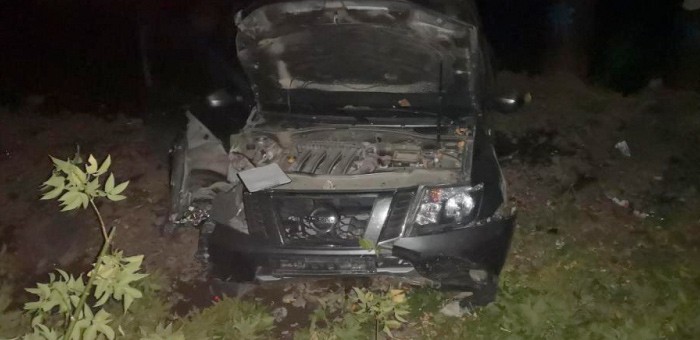 В районе моста у Парка Победы автоледи снесла опору ЛЭП