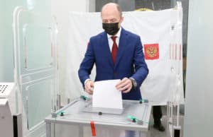 Олег Хорохордин проголосовал на выборах депутатов Госдумы Олег Хорохордин проголосовал на выборах депутатов Госдумы