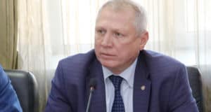 Новый министр здравоохранения Валерий Елыкомов: биография