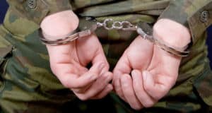 В Каракокше задержали солдата, который сбежал из части к своей беременной девушке В Каракокше задержали солдата, который сбежал из части к своей беременной девушке