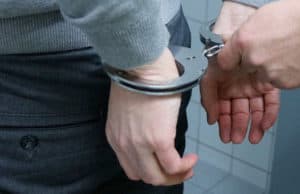 В Горно-Алтайске будут судить преступника, убившего прохожего за отказ дать закурить В Горно-Алтайске будут судить преступника, убившего прохожего за отказ дать закурить