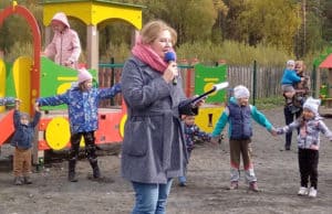 Детскую игровую площадку обустроили в Элекмонаре Детскую игровую площадку обустроили в Элекмонаре