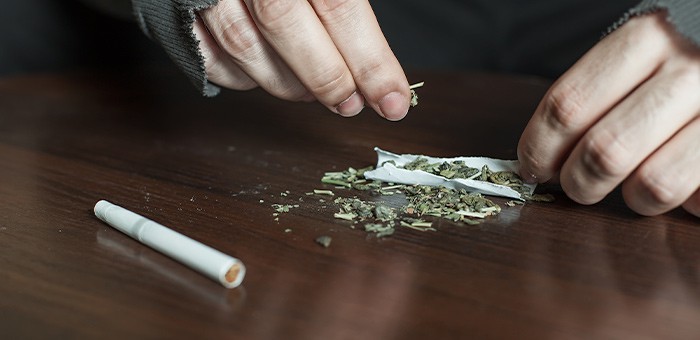 Житель Маймы не довез до дома купленные в Бийске наркотики: на посту ДПС его задержали
