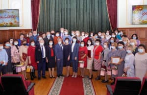 День учителя: работники образования получили государственные награды День учителя: работники образования получили государственные награды