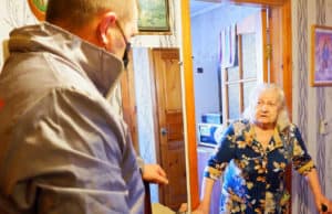 Вдовам ветеранов и одиноким пенсионерам доставили продуктовые наборы Вдовам ветеранов и одиноким пенсионерам доставили продуктовые наборы