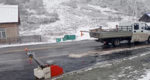 В Сугуле сбили дорожного рабочего из Новосибирска, он госпитализирован