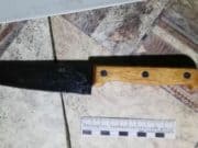Получивший в гостях ножевое ранение мужчина дошел до дома и набрал 112 Получивший в гостях ножевое ранение мужчина дошел до дома и набрал 112