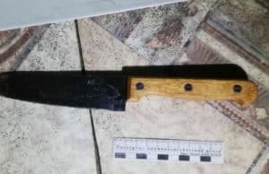 Получивший в гостях ножевое ранение мужчина дошел до дома и набрал 112 Получивший в гостях ножевое ранение мужчина дошел до дома и набрал 112