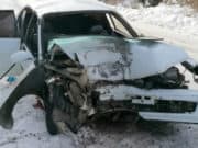 В Усть-Коксинском районе нетрезвый водитель без прав врезался в дерево