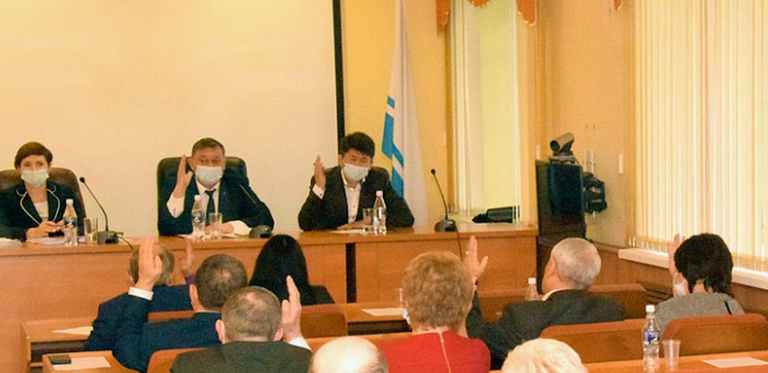 В Горно-Алтайске приняли городской бюджет на 2022 год
