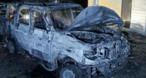 Разборки двух новосибирцев в Республике Алтай завершились поджогом автомобиля Разборки двух новосибирцев в Республике Алтай завершились поджогом автомобиля