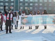 Молодая Гвардия поздравила работников ковидного госпиталя Молодая Гвардия поздравила работников ковидного госпиталя