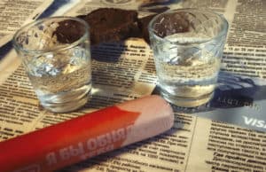 Депутат потратил деньги с карточки знакомого, с которым накануне выпивал Депутат потратил деньги с карточки знакомого, с которым накануне выпивал