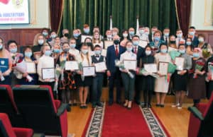 Жителям Республики Алтай вручили госнаграды Жителям Республики Алтай вручили госнаграды