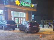 Нетрезвая водительница протаранила припаркованный автомобиль и магазин «Мария-Ра»