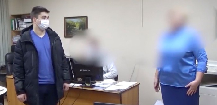 Сотрудники Росреестра попались на получении взяток от риелторов