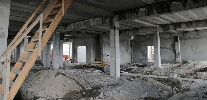Строительство школы в Усть-Коксе вновь затягивается