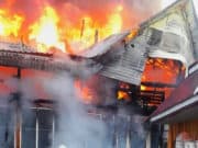 В Шебалино ликвидировали крупный пожар в жилом доме В Шебалино ликвидировали крупный пожар в жилом доме