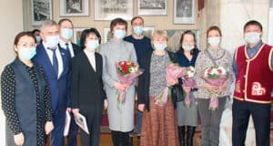 Выставка работ учеников художественной школы открылась в Эл Курултае
