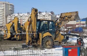 В Горно-Алтайске продолжается строительство двух крупных социальных объектов В Горно-Алтайске продолжается строительство двух крупных социальных объектов