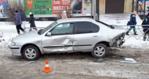 Нетрезвый водитель «догнал» идущую впереди машину возле ТЦ «Горный»