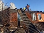 Две многодетные семьи лишились жилья в результате пожара Две многодетные семьи лишились жилья в результате пожара