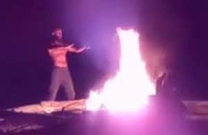 Поджигателя часовни выпустили из психбольницы, он снова собирает тургруппы для похода к Белухе Поджигателя часовни выпустили из психбольницы, он снова собирает тургруппы для похода к Белухе