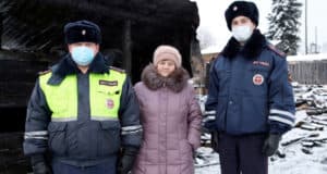 Автоинспекторы спасли семью от пожара в Кызыл-Озеке