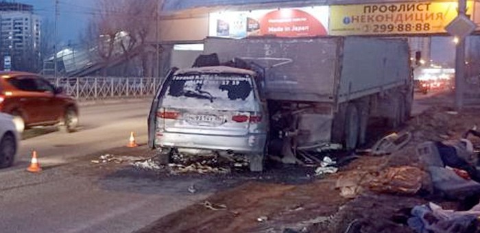 «Блаблакар» с Алтая попал в автокатастрофу в Новосибирске, три человека погибли