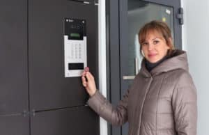 «Ростелеком» установил умные домофоны в Горно-Алтайске и Белокурихе «Ростелеком» установил умные домофоны в Горно-Алтайске и Белокурихе