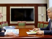 Олег Хорохордин проинформировал полпреда президента о ситуации в республике Олег Хорохордин проинформировал полпреда президента о ситуации в республике