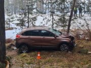 57-летний водитель разогнался и слетел в кювет возле Манжерока 57-летний водитель разогнался и слетел в кювет возле Манжерока