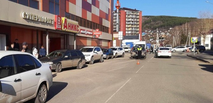 Восьмилетнего ребенка сбила машина в Горно-Алтайске