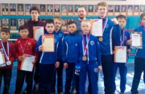 Спортсмены из республики успешно выступили на турнире по кикбоксингу в Бийске Спортсмены из республики успешно выступили на турнире по кикбоксингу в Бийске