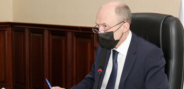 Олег Хорохордин поручил до 29 апреля завершить уборку территорий