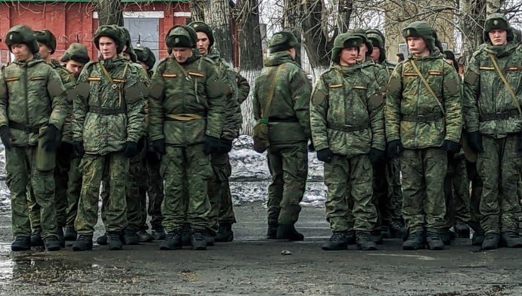 Как служат в армии ребята из Республики Алтай. Специальный репортаж