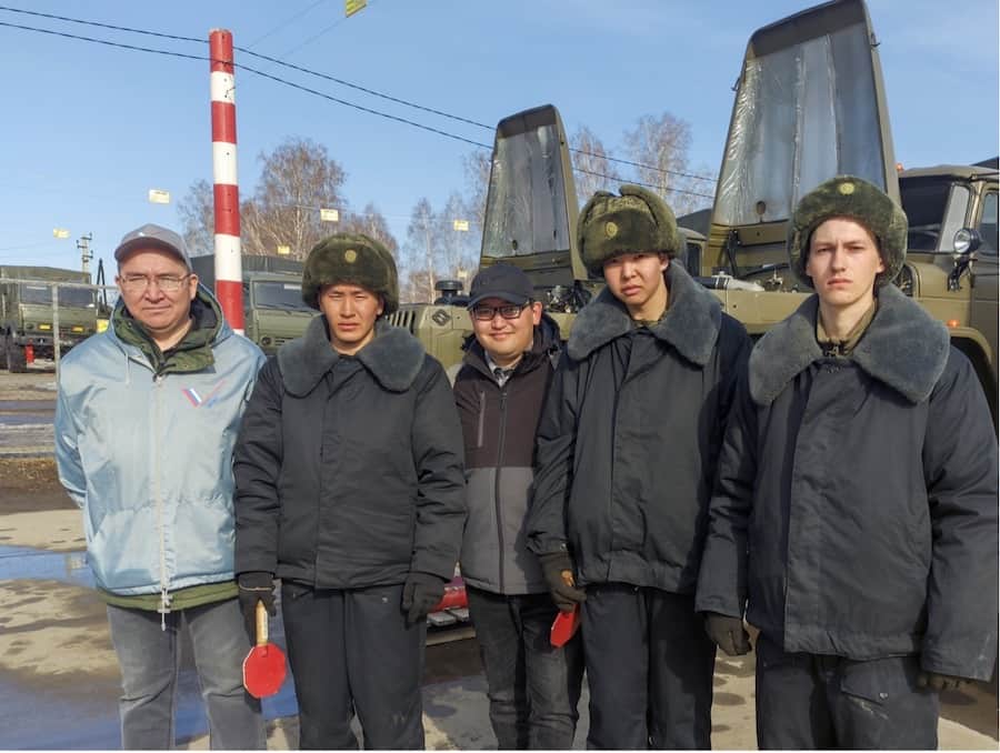 Как служат в армии ребята из Республики Алтай. Специальный репортаж