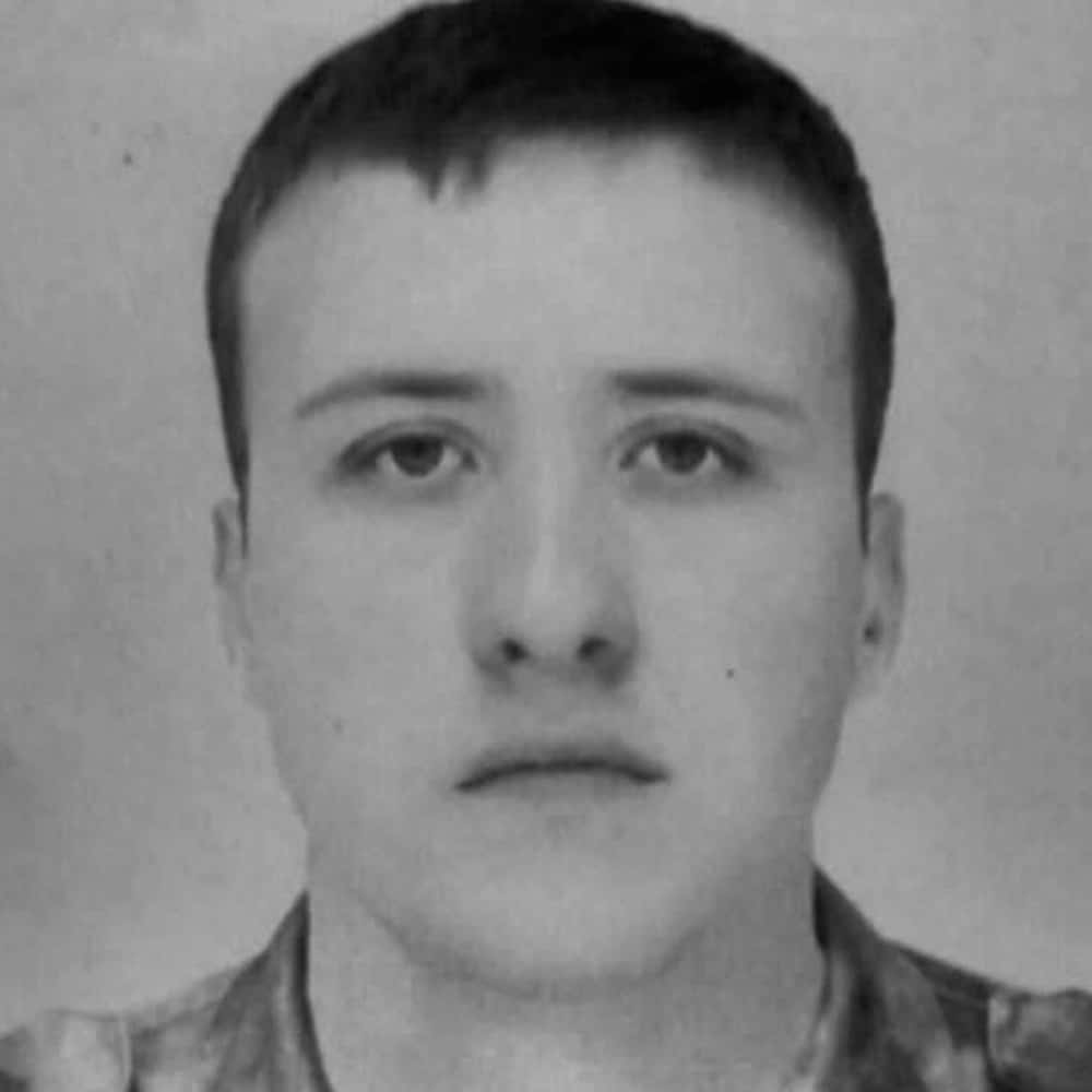 В Горно-Алтайске пройдет прощание с Денисом Лебедевым, погибшем на Украине