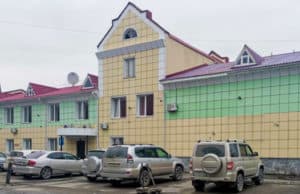 Сотрудник Росреестра помогал риелторам за взятки, его уволили и отдали под суд Сотрудник Росреестра помогал риелторам за взятки