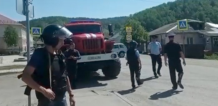 На Алтае ищут шутника, сообщившего о минировании здания сельской администрации