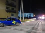 Автомобиль, двигаясь задним ходом, наехал на 18-летнюю горожанку в Горно-Алтайске Автомобиль, двигаясь задним ходом, наехал на 18-летнюю горожанку в Горно-Алтайске